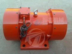 沈陽王經(jīng)理訂購的ZW振動(dòng)電機(jī)已發(fā)貨，請(qǐng)注意查收