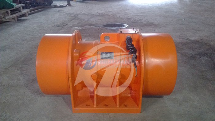振動(dòng)電機(jī)MV-50-4型發(fā)貨現(xiàn)場(chǎng)