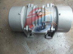 濟寧YZO-1.5-2型振動電機已發貨，請戴經理注意查收！