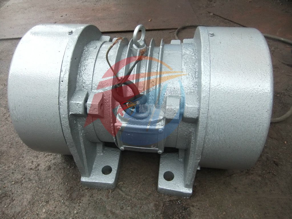 XVM 2.5-4振動電機